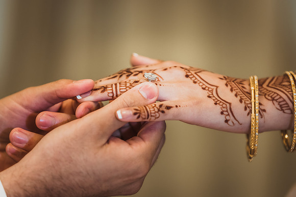 Engagement-2023320761