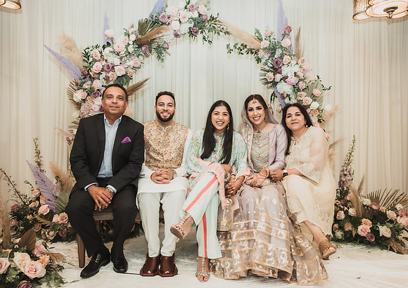 Engagement-2102480952