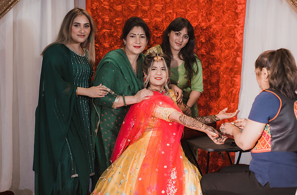 Mendhi-106