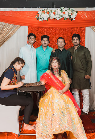Mendhi-74