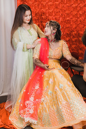 Mendhi-117