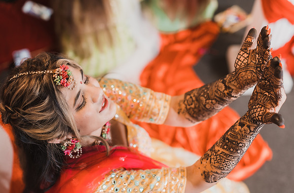Mendhi-165